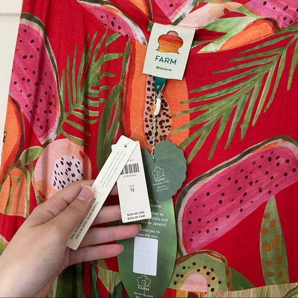 NWT Farm Rio Macaw Tropical Fruit Tiered Maxi Skirt Size Medium - Picture 4 of 8